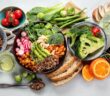 Vegan leben: Definition, gesunde Ernährung und 10 wichtige Regeln (Foto: AdobeStock - 415517130 bit24)